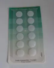 VTG Hook and Loop Sew On Coins Sealed Orig Package 6 Sets 1/2" Circles 1992 Wt