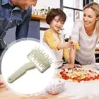 Handle Pizza Roller Pin Hangable Pie Needle Wheels Pizza Dough Puncher Cookie