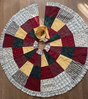 Homemade Machine Sewn Large Patchwork Christmas 46 Inches DiameterTree Skirt New