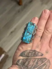 STERLING SILVER NATIVE AMERICAN SIGNED TIA BIG STAMPED KINGMAN TURQUOISE RING