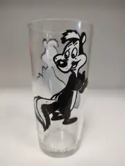 Vintage 1973 Pepe Le Pew Pepsi Glass Collector Series Warner Bros Looney Tunes