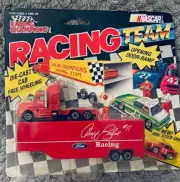 Geoff Bodine 1991 Racing Champions #11 Hauler w/car NASCAR 1/144 mini diecast