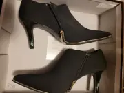 BANDOLINO WOMENS BLACK PUMPS ZIP SHOE SHOE BOOT SIZE 7 1/2 NEW SEXY