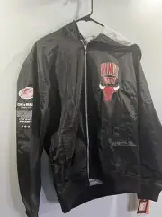 NWT Bleacher Report x Mitchell & Ness Chicago Bulls Backstage Crew Jacket M