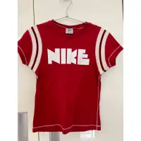 在飛比找蝦皮購物優惠-正品 Nike女子運動風紅色T恤