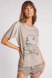 NEW OneTeaspoon ONE TEASPOON Womens Skull and Bones Boyfriend Tee - Stone
