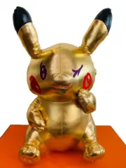 Pokemon × Shu Uemura Christmas Coffret 2019 Pikashu Gold Pikachu Plush Doll Toy