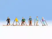 Vintage Skiers OO/HO gauge Noch 15828