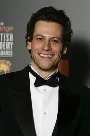 Ioan Gruffudd poses backstage Awards Room Orange British Academy F- Old Photo