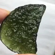 98.2Ct Genuine MOLDAVITE Czech Republic Certificate of Authenticity