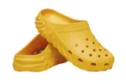 CROCS SARU CLOG BY SALEHE BEMBURY CITRINE M5/W7