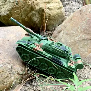 遙控坦克 車兒童玩具 履帶對戰坦克 越野裝甲仿真軍事模型攀爬耐摔
