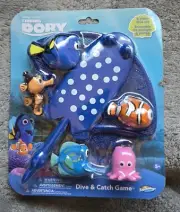 Disney Swimways Finding Dory Mr. Ray's Dive and Catch Game