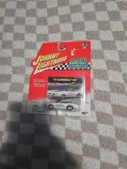 Johnny Lightning Official Pace Cars 1970 Oldsmobile 442