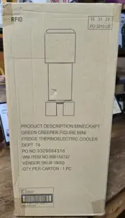Minecraft Green Creeper Body 12 Can Mini Fridge 8L 2 Door Ambient Lighting
