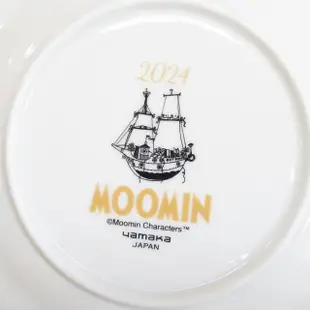 【yamaka】Moomin 嚕嚕米 2024年紀念款 陶瓷餐盤 20cm 尋找寶物(餐具雜貨)