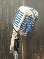 Classic Dynamic Vintage Mic – Old School Metal Grill Professional Microphone.