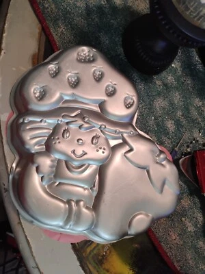 Wilton STRAWBERRY SHORTCAKE Cake Pan Insert Birthday Valentine Spring Friendship