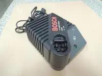 在飛比找Yahoo!奇摩拍賣優惠-BOSCH 原廠 BC004 7.2V ~ 24.4V 電鑽