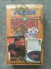 1996 FLEER BASEBALL FACTORY SEALED HOBBY BOX - LAST BOX
