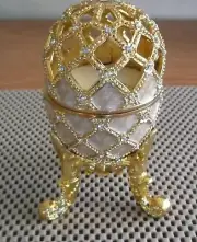 New 5.8" Egg Gold Pearl Enameled Jewelled White Crystals Musical Box