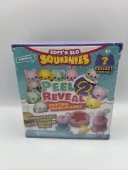 Peel 2 Reveal Soft n Slo Orb Mochi SquishiesSeries 1 Mystery Figure Playset