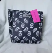 BETSEY JOHNSON SKULL/CROSSBONES Insulated LUNCH TOTE Bag Black & White NWT