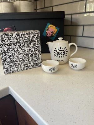 Keith Haring Tea Set Teapot and Cups 2002 New