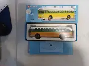 1998 Corgi Classics 1/50 Scale Fruit Salad DM 4507 Bus with Miniature Corgi 17
