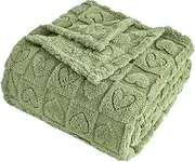 FY FIBER HOUSE Throw Blankets with Heart Checkered,Soft Warm Blankets for Lover Mom Father Gifts,Washable Lightweight Fuzzy Blanket for Couch Sofa Bed All Season(Sage Green,90"x90")