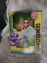 New Transformers Bumblebee Cyberverse Adventures Dinobots Unite Arcee In Box