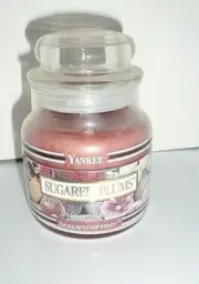 YANKEE CANDLE SUGARED PLUMS BLACK BAND MINI 5 OZ CANDLE BRAND NEW