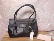 RADLEY London Pebble Leather Shoulder Bag - Burnham Beeches - Black