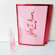 Cacharel Yes I Am Bloom Up Eau De Parfum mini Spray Fragrance, 1.2ml, Brand New