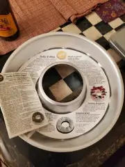 Wilton Adella Robbia Cakes Pan