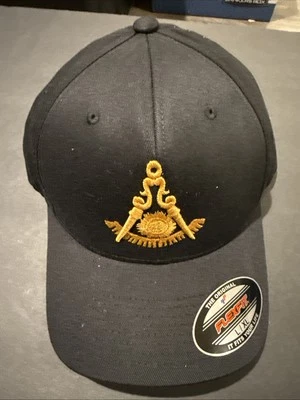 Past Master Masonic Embroidered Hat (flex Fit) Large /X-Large Black Past Master