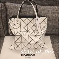 在飛比找蝦皮購物優惠-三宅一生 Issey Miyake BAOBAO 6x6格 