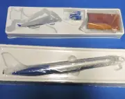 Skymarks SKR423-1 Bombardier CRJ-900 NextGen House Desk Top 1/100 Model Airplane