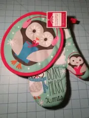 Holiday Time Brand: Pot Holder & Oven Mit With Winter "Critter" Theme, Brand New