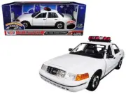 2001 Ford Crown Victoria Police Car Plain White with Flashing Light Bar and Fron