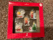 Hallmark Peanuts 5 Holiday Ornament Charlie Brown Snoopy Schroeder Linus NEW