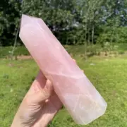 1.06kg Natural Rose Quartz Obelisk Point Quartz Crystal Wand Reiki Tower Decor