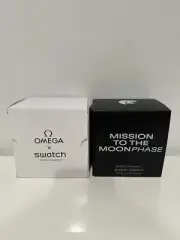 Swatch X Omega Speedmaster Mission To Moonphase Snoopy Black — SO33B700