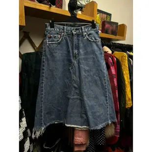 Levi’s 牛仔裙