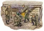 Dragon 1/35 Sturmpionier Eastern Front 1942 4fg DML6146