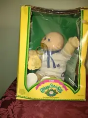 ORIGINAL 1985 CABBAGE PATCH DOLL IN ORIGINAL BOX