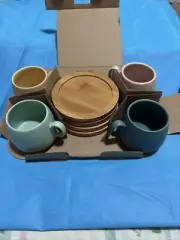 Set Of 4 Espresso Cups And Bamboo Coasters