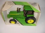 1/16 Vintage John Deere 4955 Tractor W/ Front Wheel Assist by ERTL W/Box!