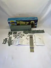 HO Scale Athearn Sinclair - Koppers KCIX 143 ACF Center Flow Hopper #1924