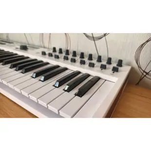 Arturia KeyLab Essential 49 MK3 MIDI  二手MIDI鍵盤 保固中 白色款近全新